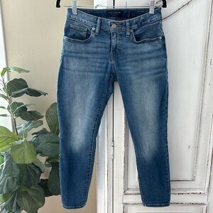 Lucky Brand Women's Jeans Low Rise Crop Lolita Size 6/28 Denim Stretch